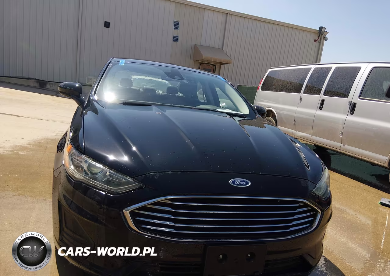 2019 Ford Fusion Hybrid Se VIN:3FA6P0LU0KR100421 - 18
