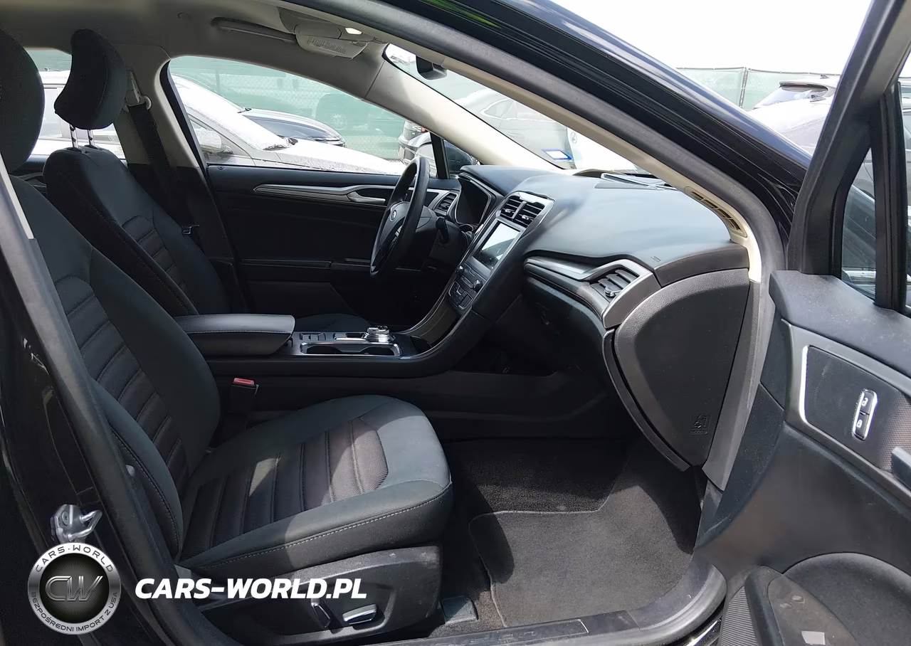 2019 Ford Fusion Hybrid Se VIN:3FA6P0LU0KR100421 - 5