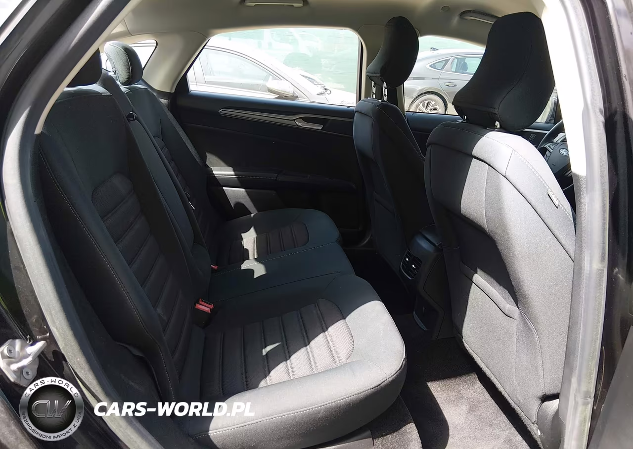 2019 Ford Fusion Hybrid Se VIN:3FA6P0LU0KR100421 - 8
