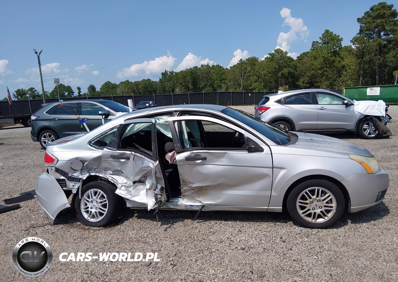 2010 Ford Focus Se VIN:1FAHP3FN7AW209355 - 13