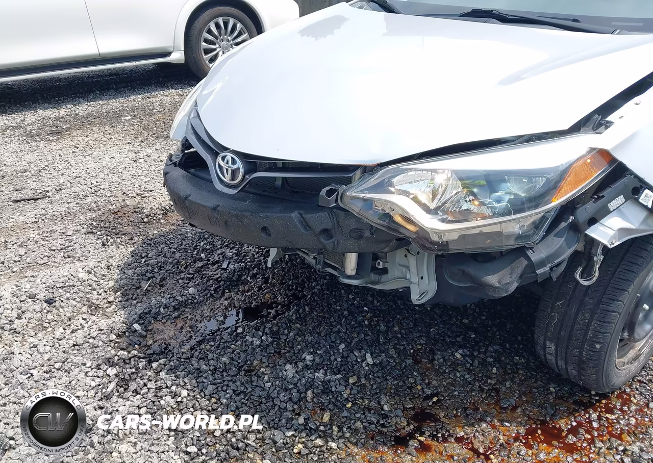 2016 Toyota Corolla Le VIN:2T1BURHE9GC702321 - 6