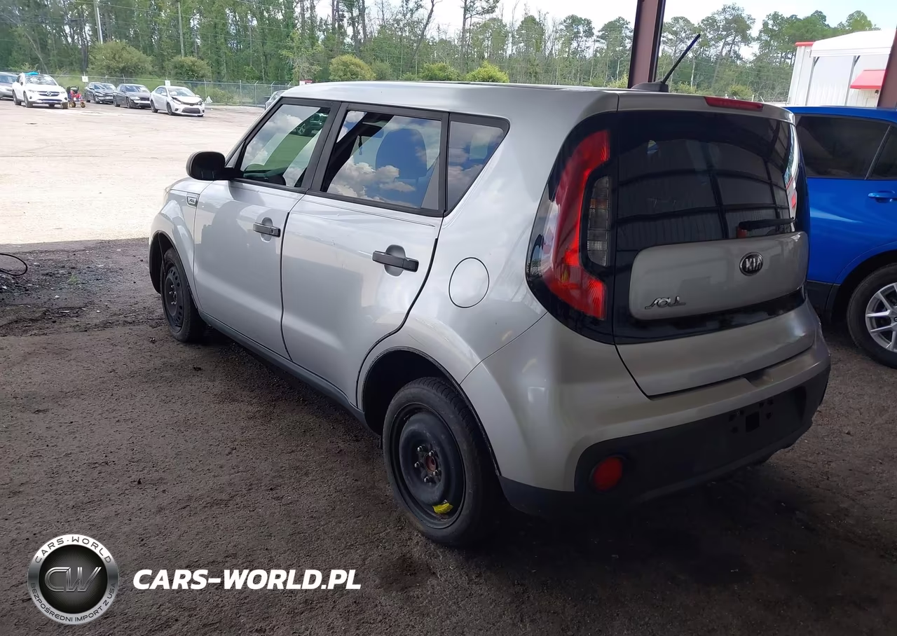 2018 Kia Soul VIN:KNDJN2A25J7596765 - 3