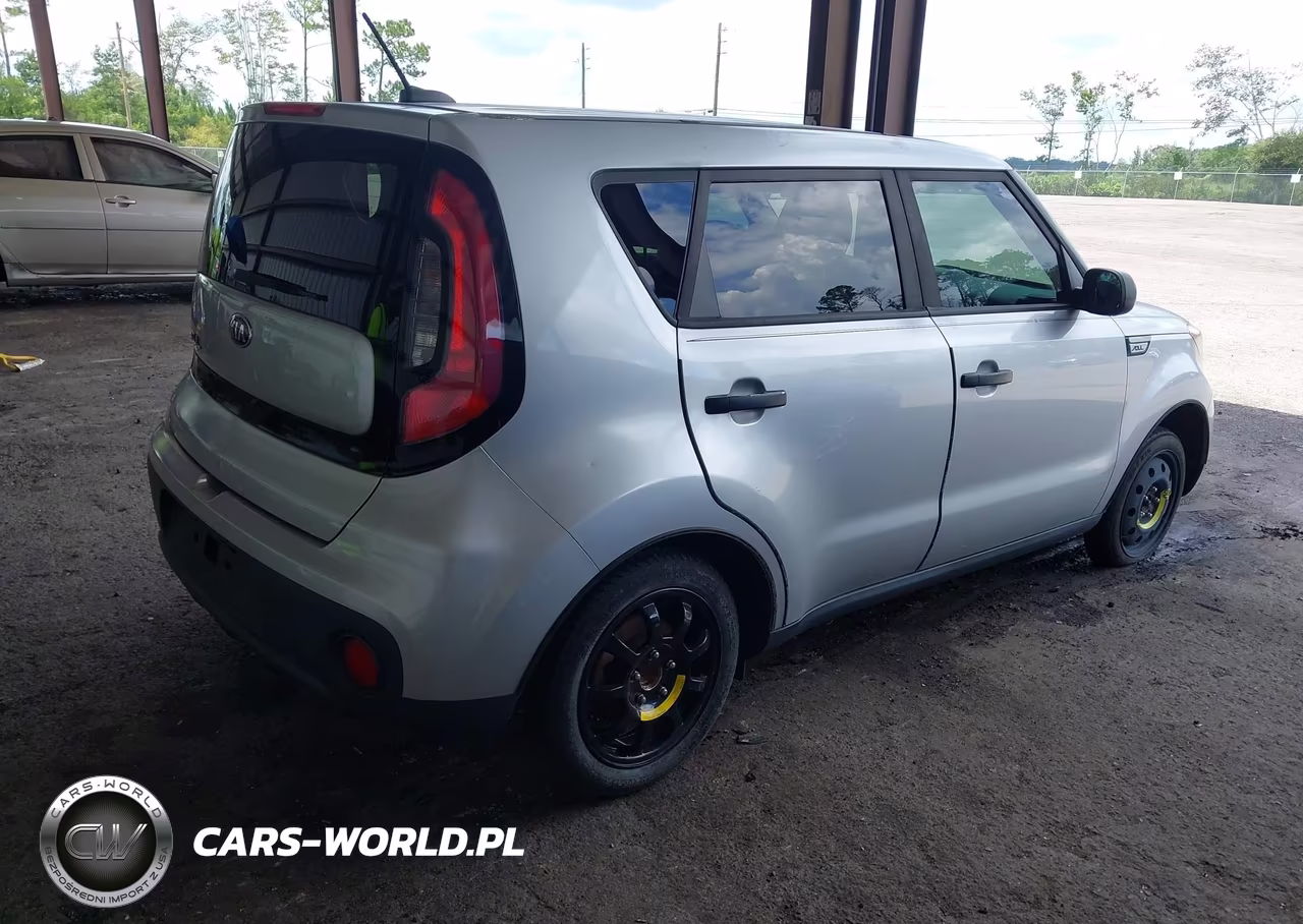 2018 Kia Soul VIN:KNDJN2A25J7596765 - 4