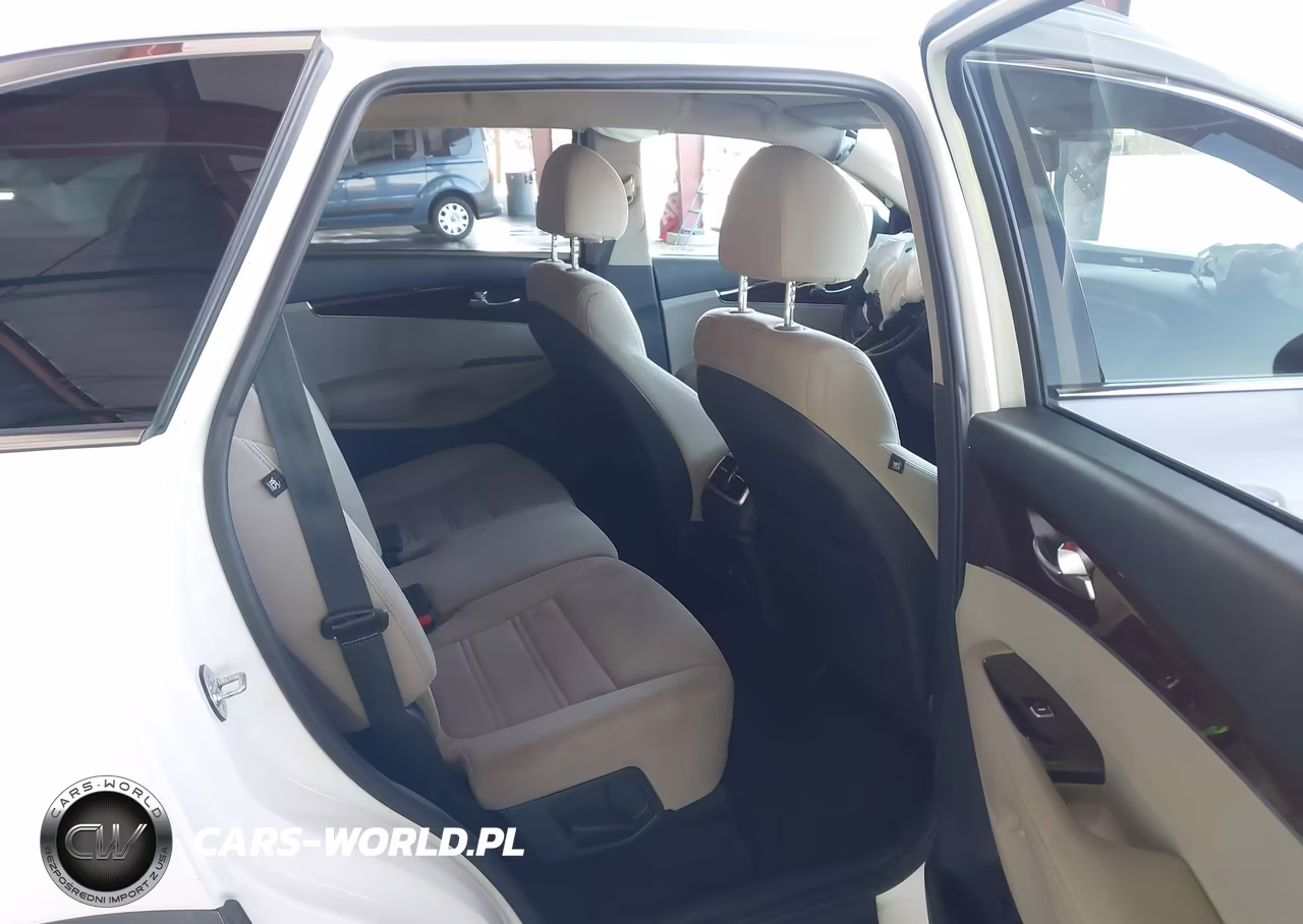 2018 Kia Sorento 2.4L Lx VIN:5XYPG4A37JG432123 - 8