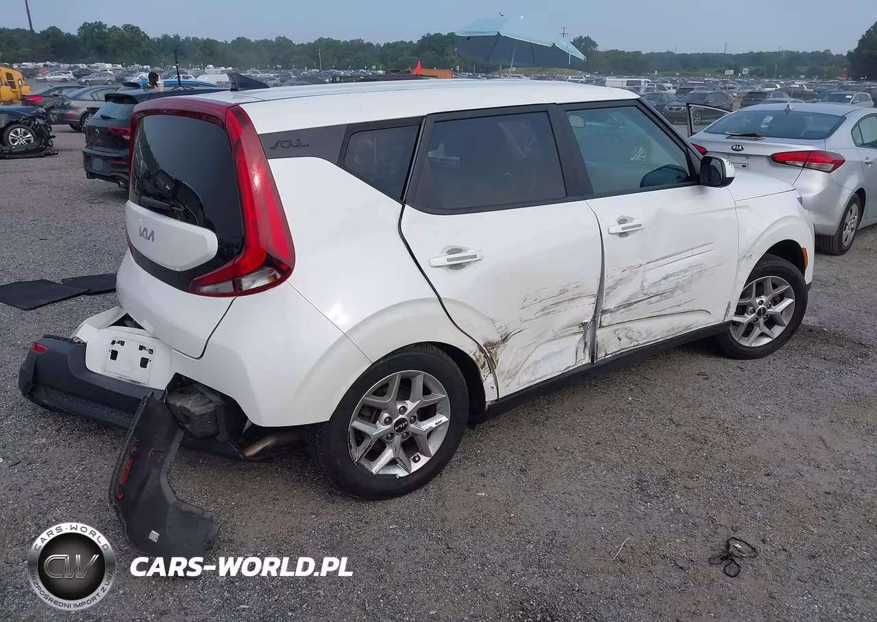 2022 Kia Soul Lx VIN:KNDJ23AU0N7830526 - 4