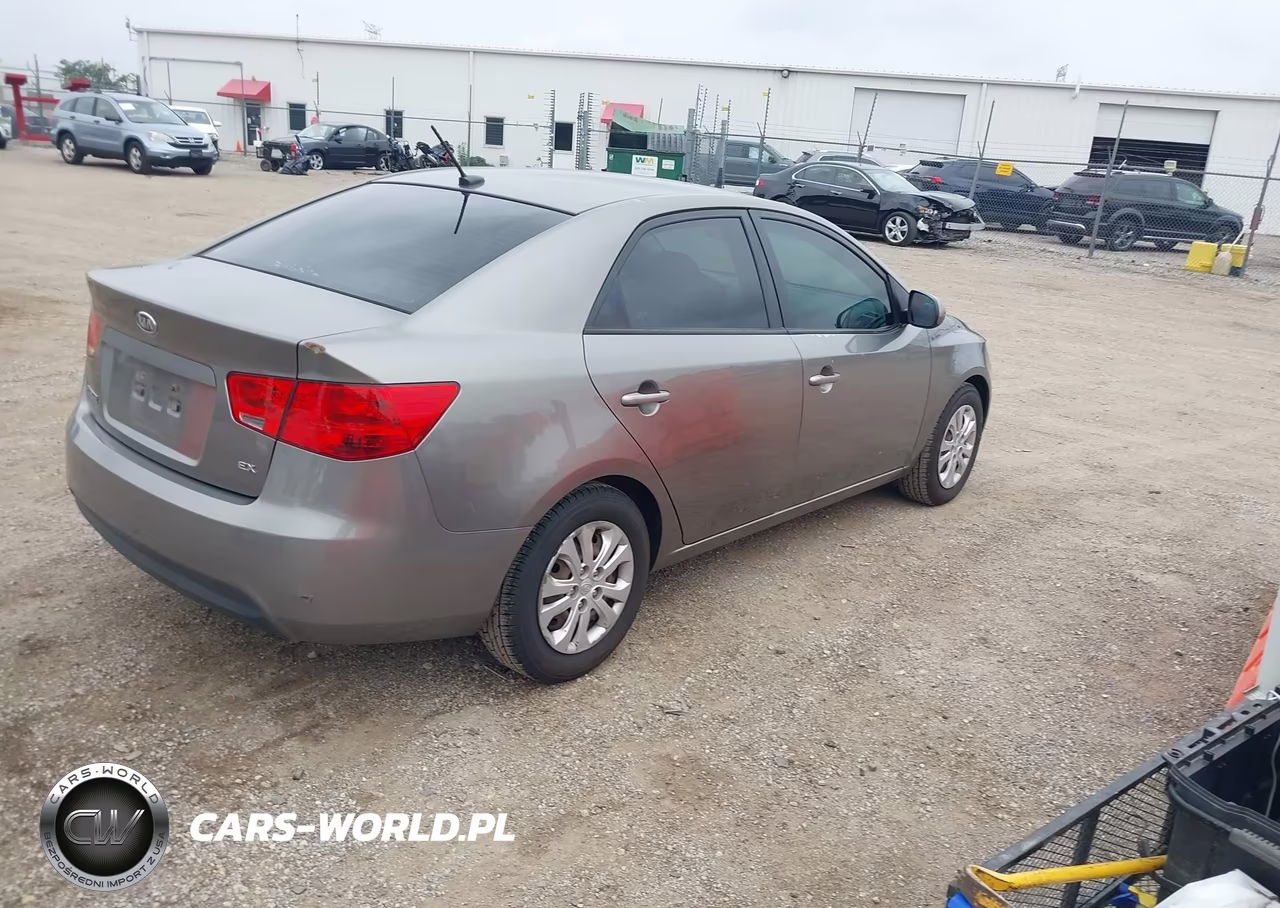 2011 Kia Forte Ex VIN:KNAFU4A26B5886432 - 4