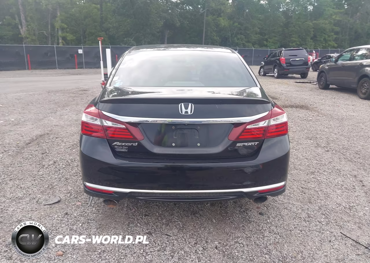 2017 Honda Accord Sport VIN:1HGCR2F5XHA259572 - 16