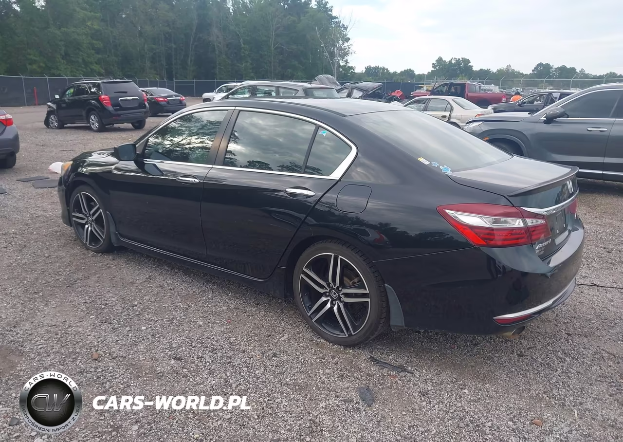 2017 Honda Accord Sport VIN:1HGCR2F5XHA259572 - 3