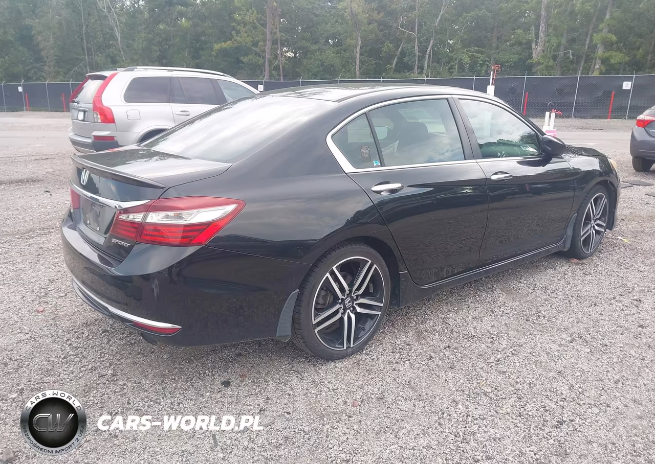 2017 Honda Accord Sport VIN:1HGCR2F5XHA259572 - 4