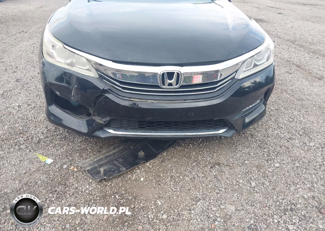 2017 Honda Accord Sport VIN:1HGCR2F5XHA259572 - 6
