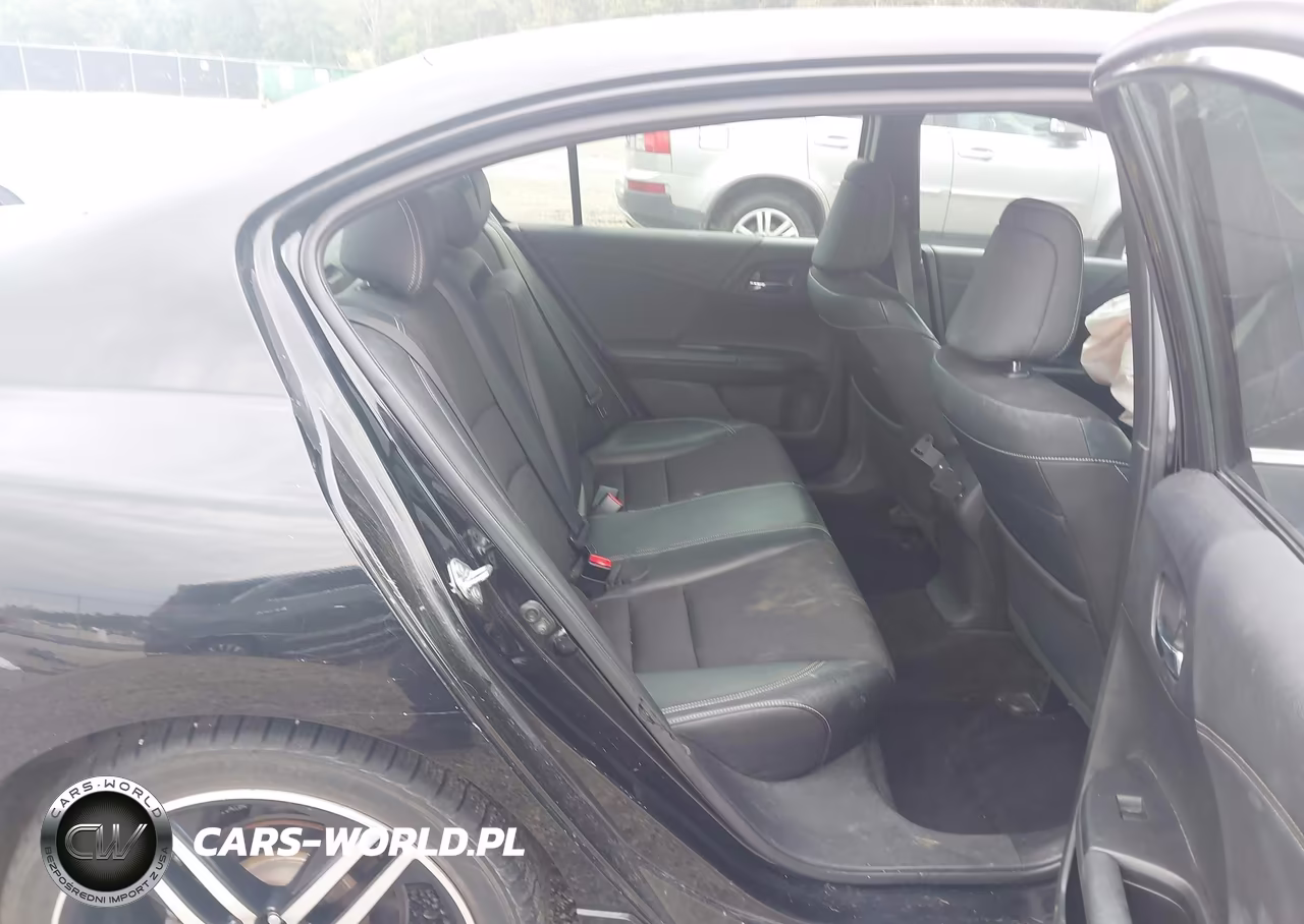 2017 Honda Accord Sport VIN:1HGCR2F5XHA259572 - 8