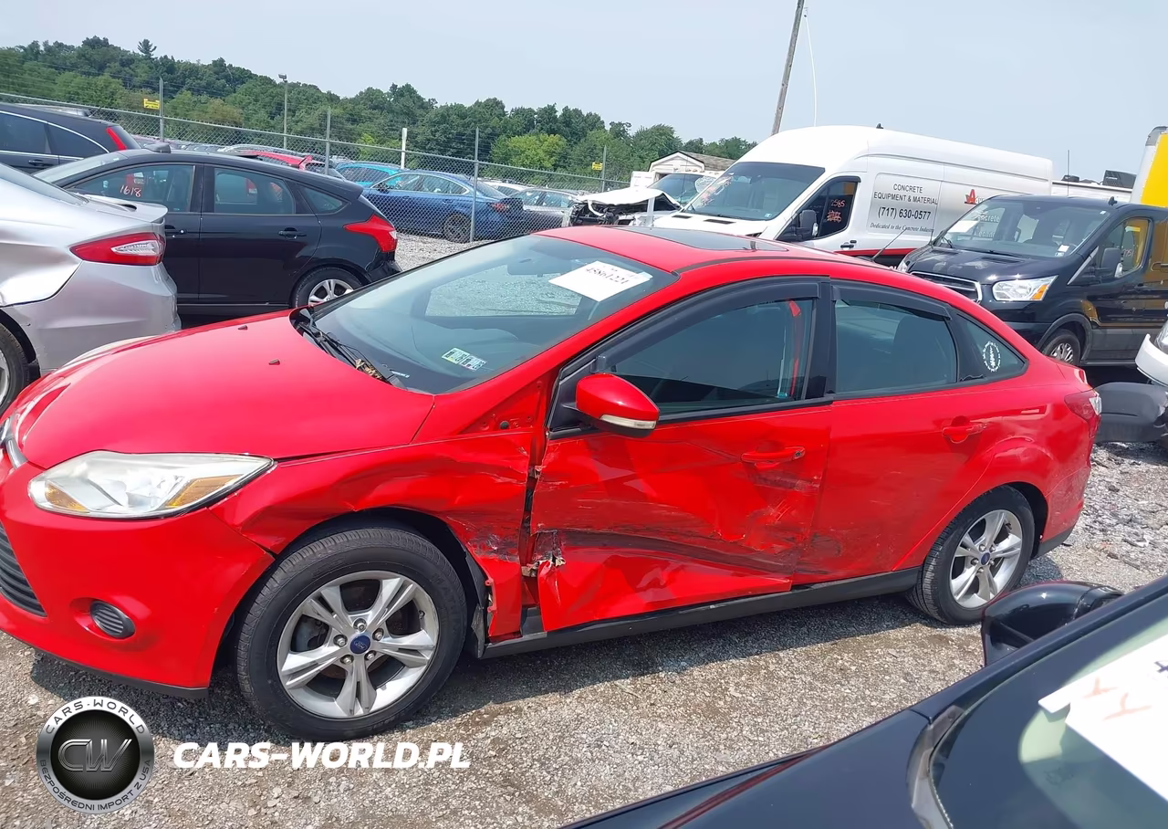 2014 Ford Focus Se VIN:1FADP3F22EL159086 - 13