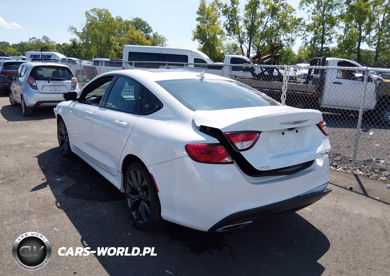 2015 Chrysler 200 S VIN:1C3CCCDGXFN540808 - 3