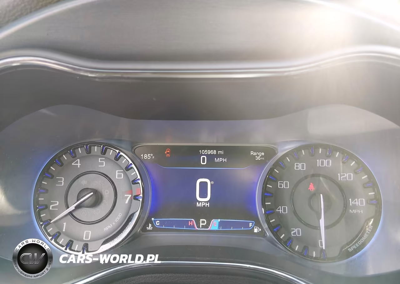 2015 Chrysler 200 S VIN:1C3CCCDGXFN540808 - 7