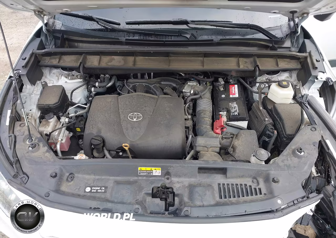 2022 Toyota Highlander L VIN:5TDCZRAH8NS539059 - 10
