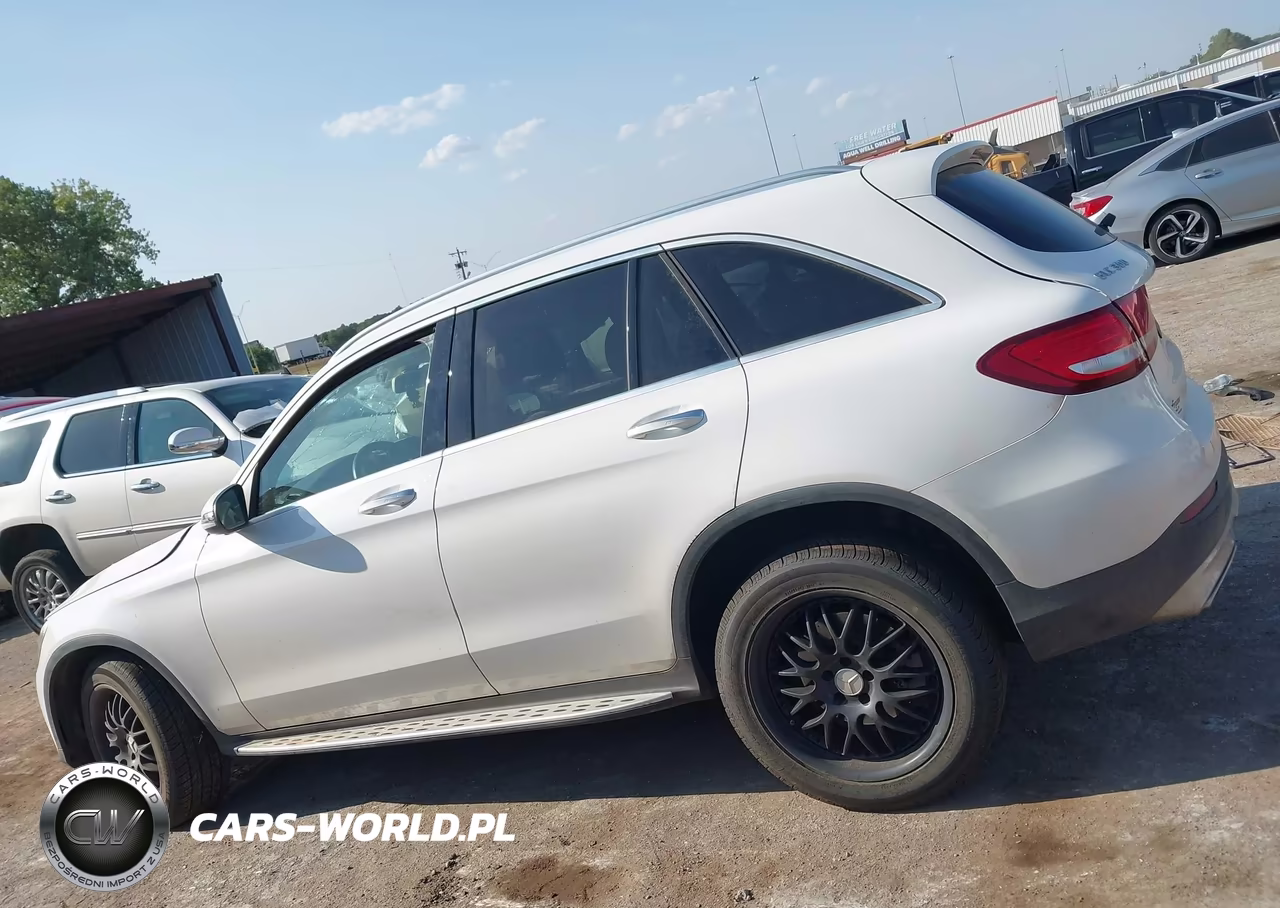 2016 Mercedes-Benz Glc 300 4Matic VIN:WDC0G4KB8GF083034 - 14