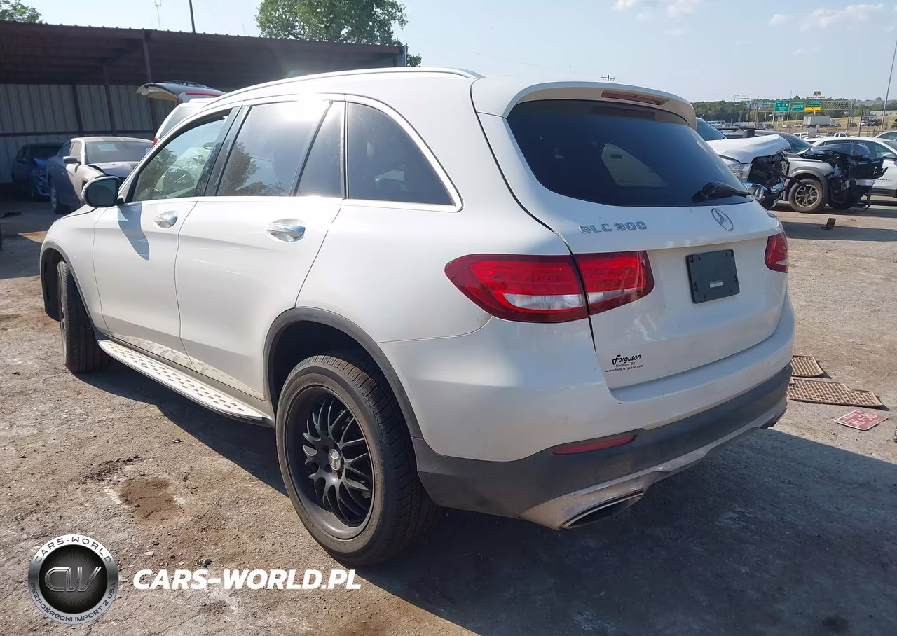 2016 Mercedes-Benz Glc 300 4Matic VIN:WDC0G4KB8GF083034 - 3