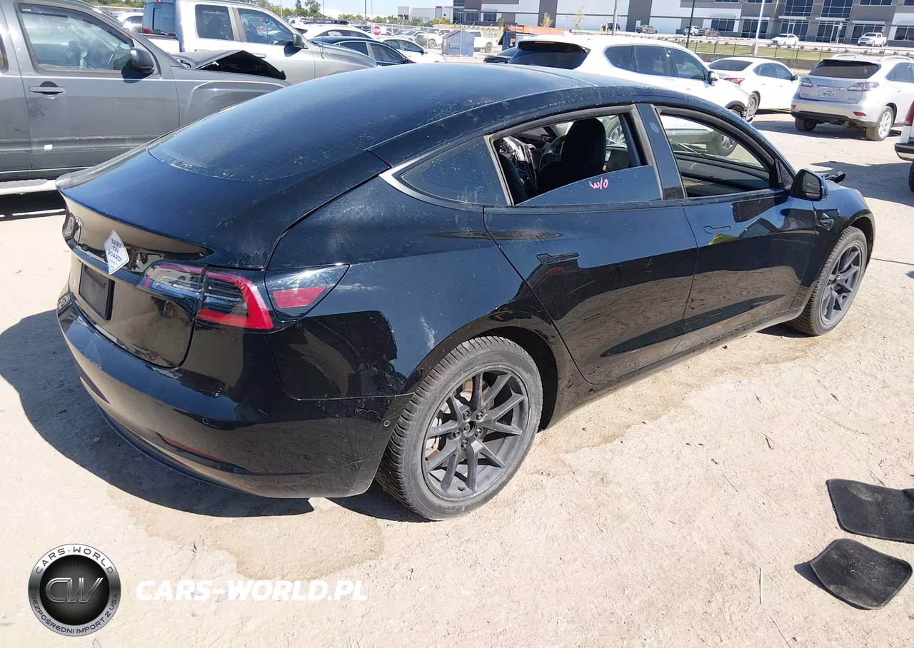 2021 Tesla Model 3 Standard Range Plus Rear-Wheel Drive VIN:5YJ3E1EA1MF042304 - 4