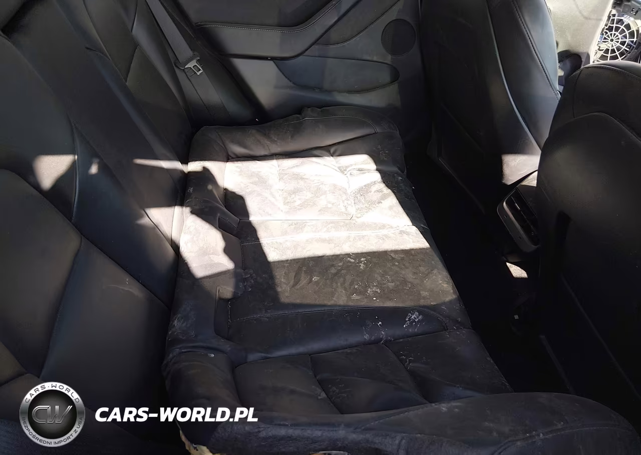 2021 Tesla Model 3 Standard Range Plus Rear-Wheel Drive VIN:5YJ3E1EA1MF042304 - 8