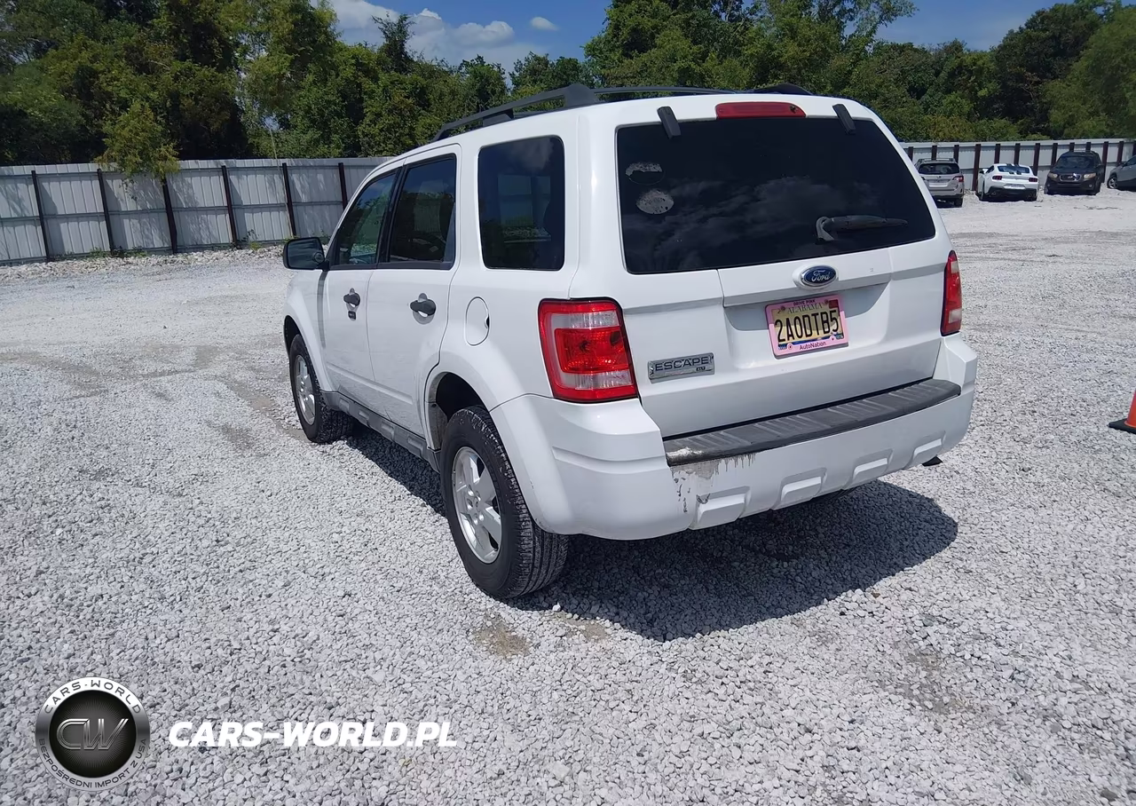 2009 Ford Escape Xlt VIN:1FMCU03759KC86354 - 3