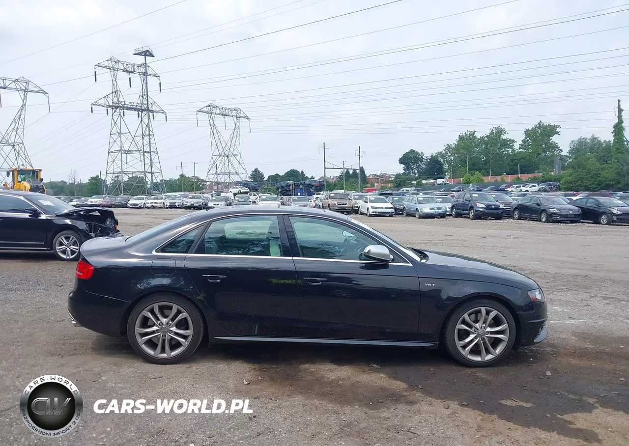 2010 Audi S4 3.0 Premium Plus VIN:WAUBGAFLXAA019952 - 13