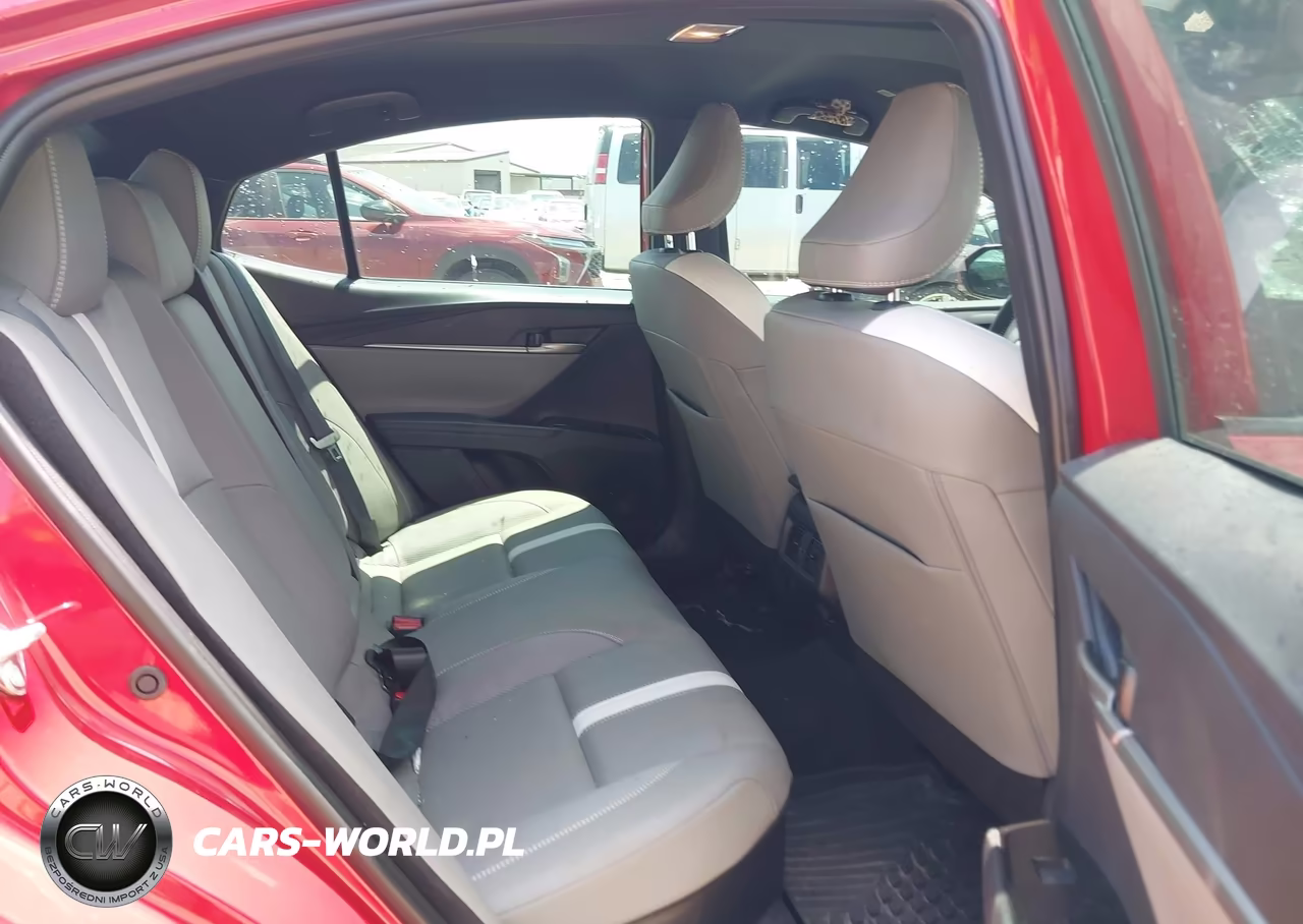 2026 Toyota Camry Se VIN:4T1DAACK8TU262830 - 8