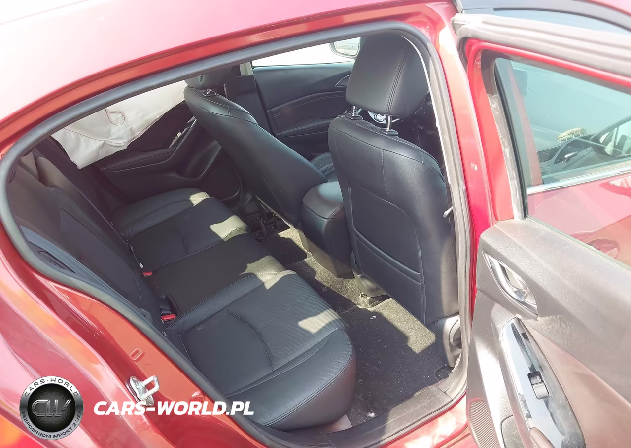 2018 Mazda Mazda3 Grand Touring VIN:3MZBN1W34JM196408 - 8