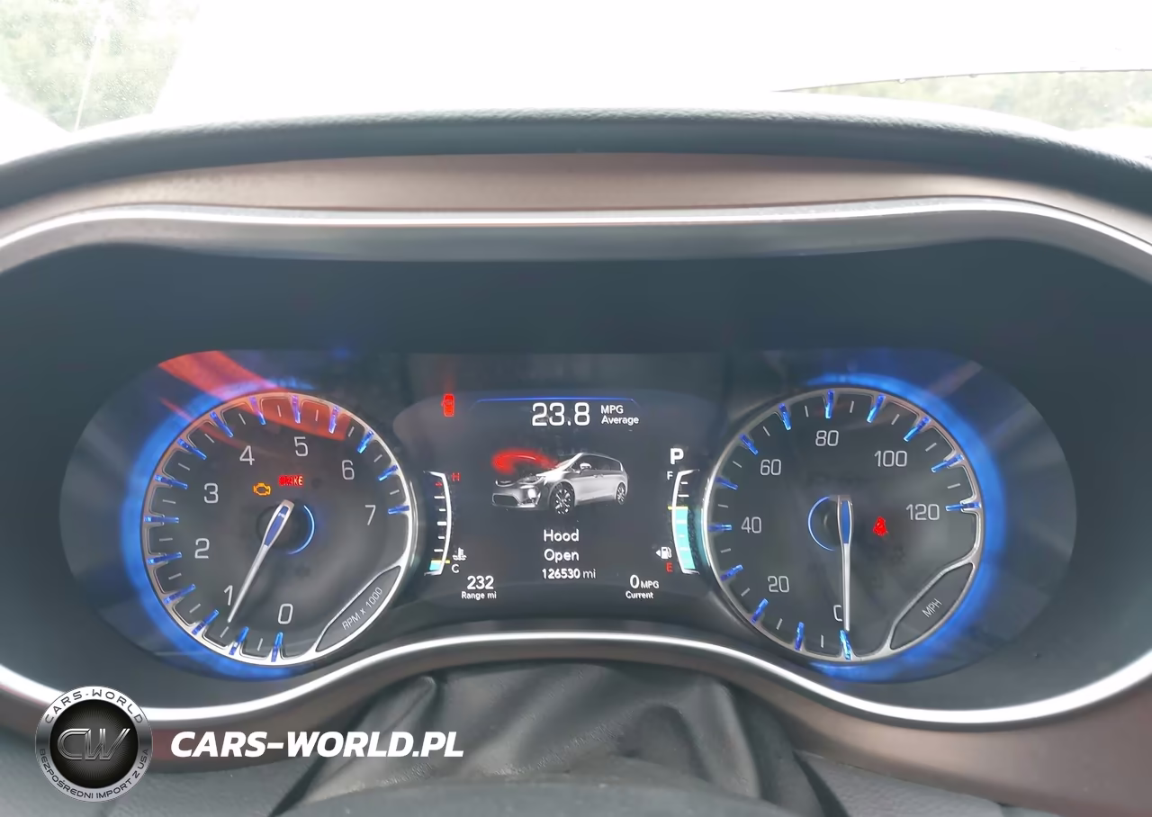 2017 Chrysler Pacifica Touring-L Plus VIN:2C4RC1EG8HR614435 - 7