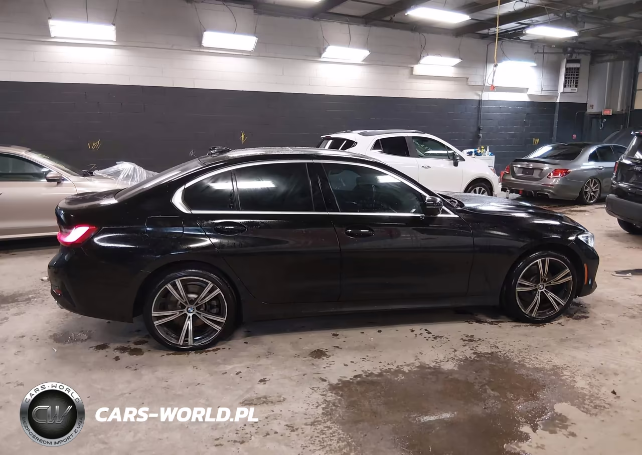 2020 BMW 330I xDrive VIN:3MW5R7J06L8B13347 - 13