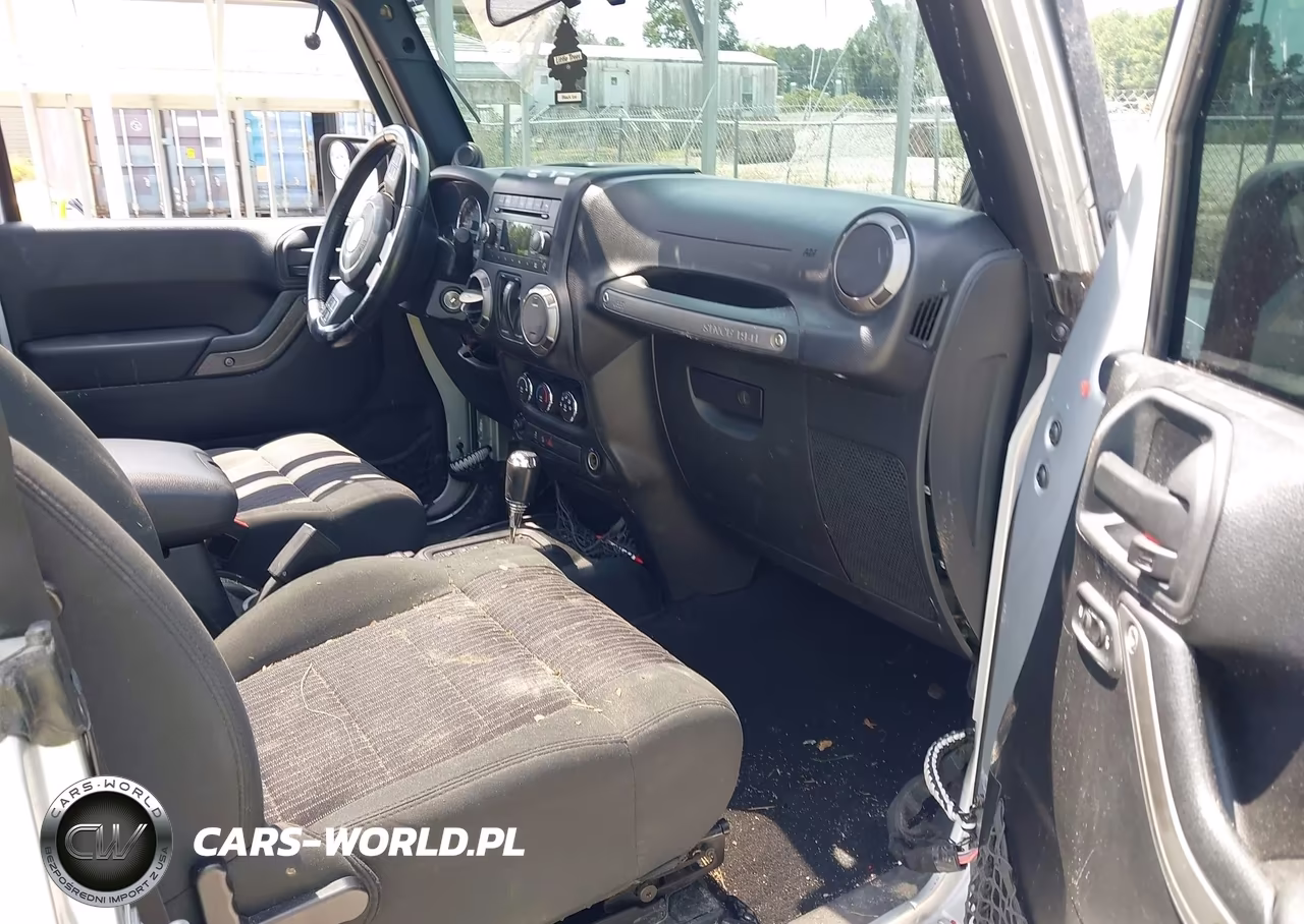 2012 Jeep Wrangler Sport VIN:1C4AJWAG9CL210776 - 5