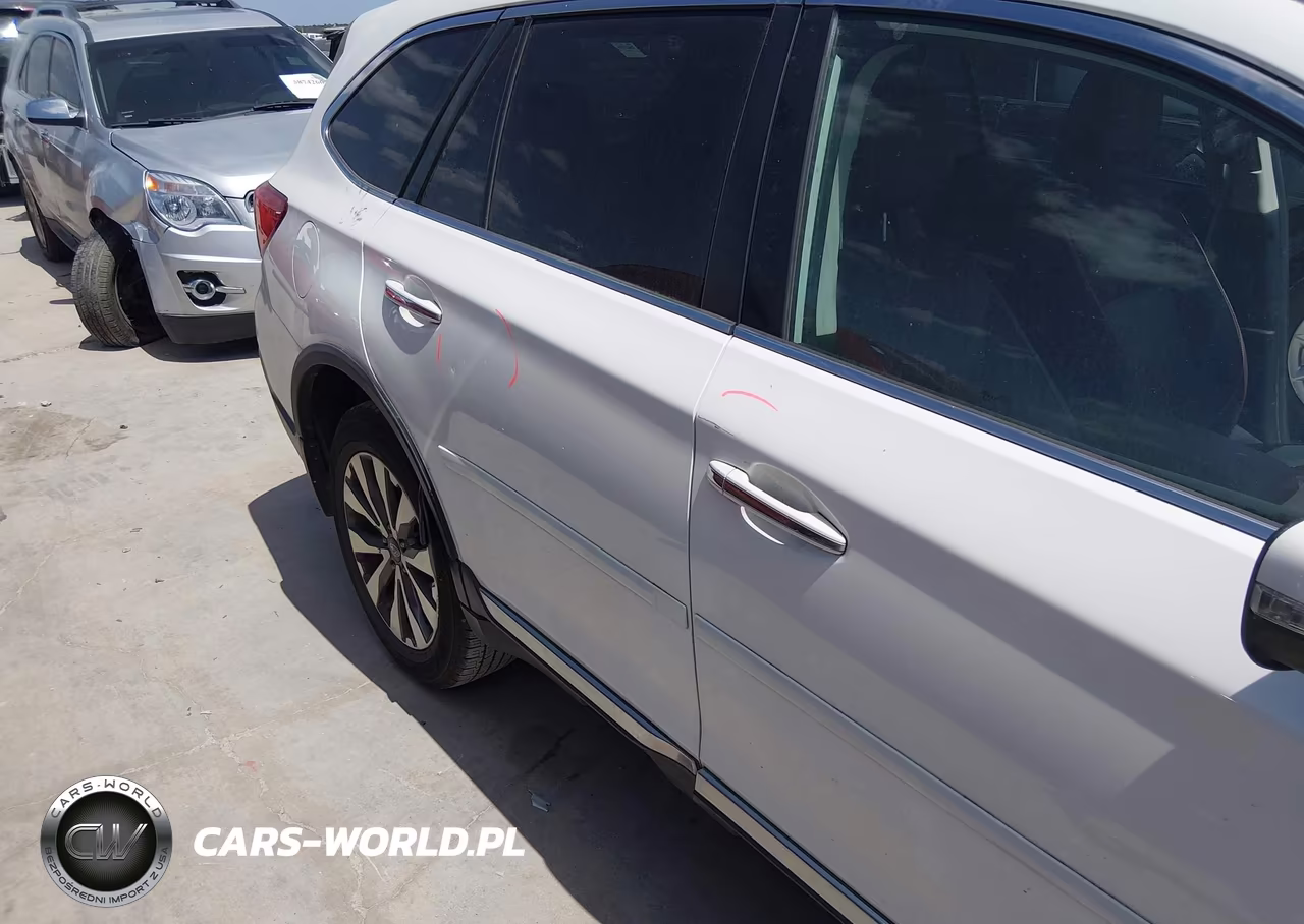 2018 Subaru Outback 3.6R Touring VIN:4S4BSETC4J3308807 - 6