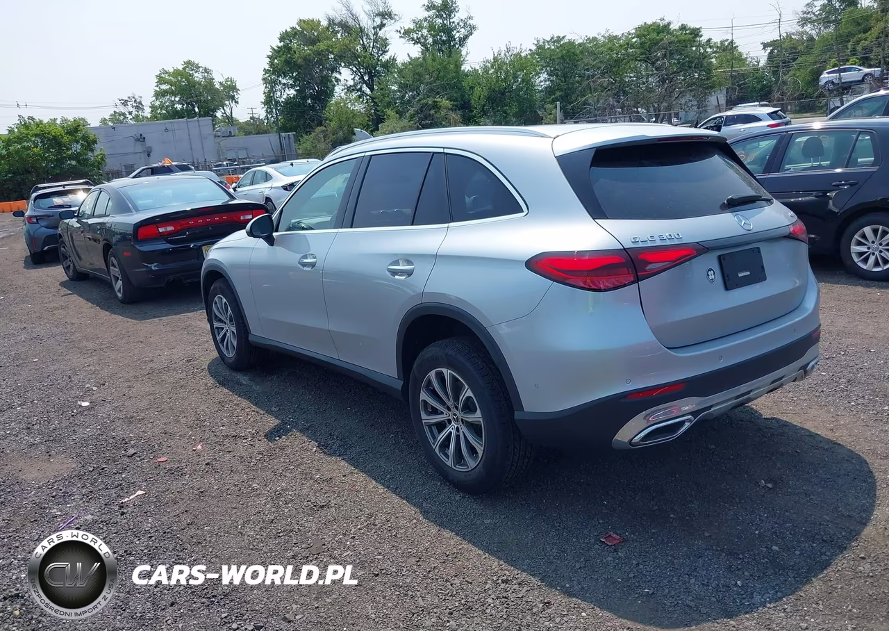 2026 Mercedes-Benz Glc 300 4Matic Suv VIN:W1NKM4HB0TF589636 - 3