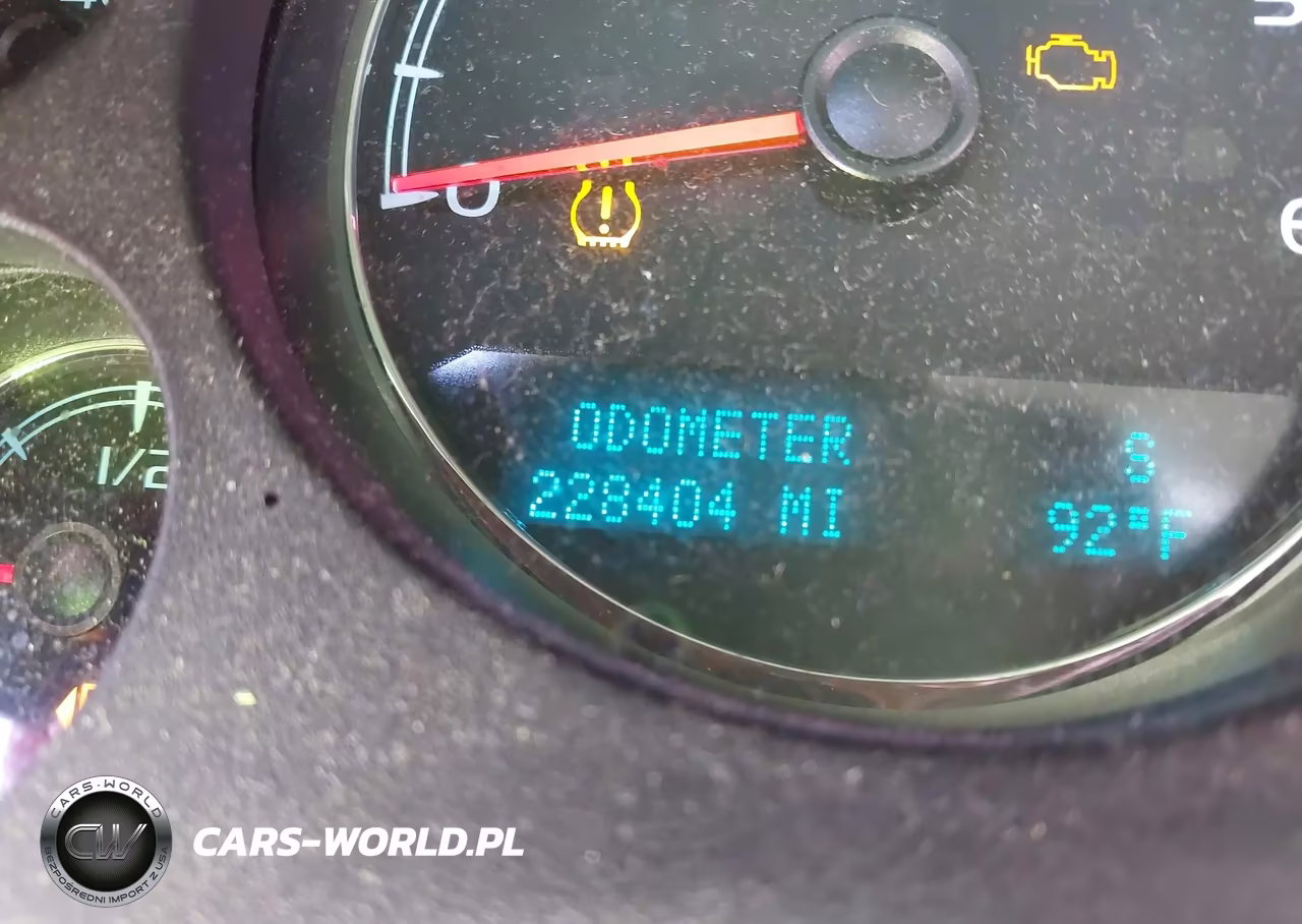 2012 Chevrolet Suburban Lt VIN:1GNSCJE00CR205484 - 15