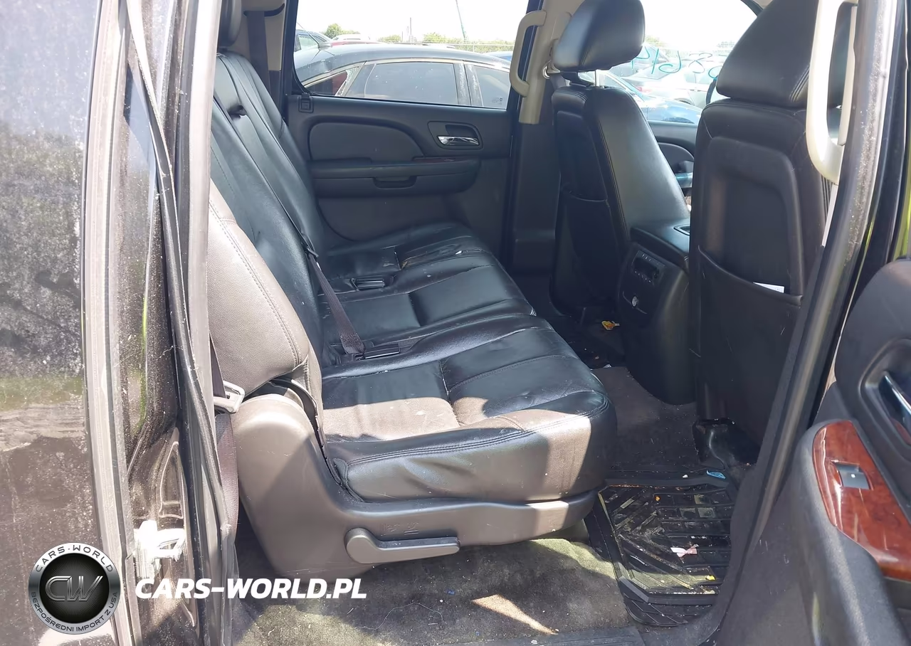 2012 Chevrolet Suburban Lt VIN:1GNSCJE00CR205484 - 8