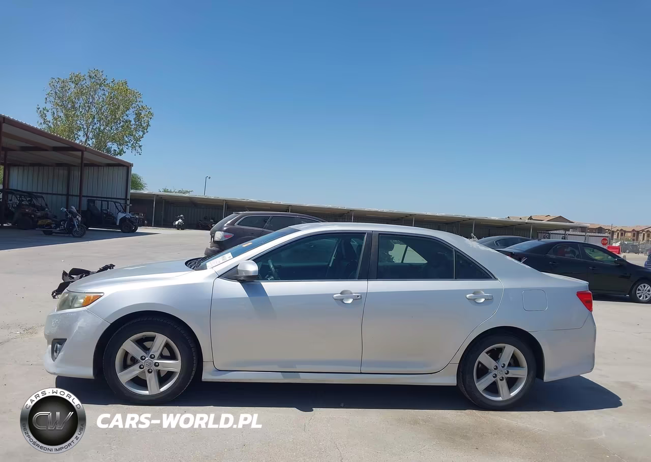 2013 Toyota Camry Se VIN:4T1BF1FK2DU660833 - 14