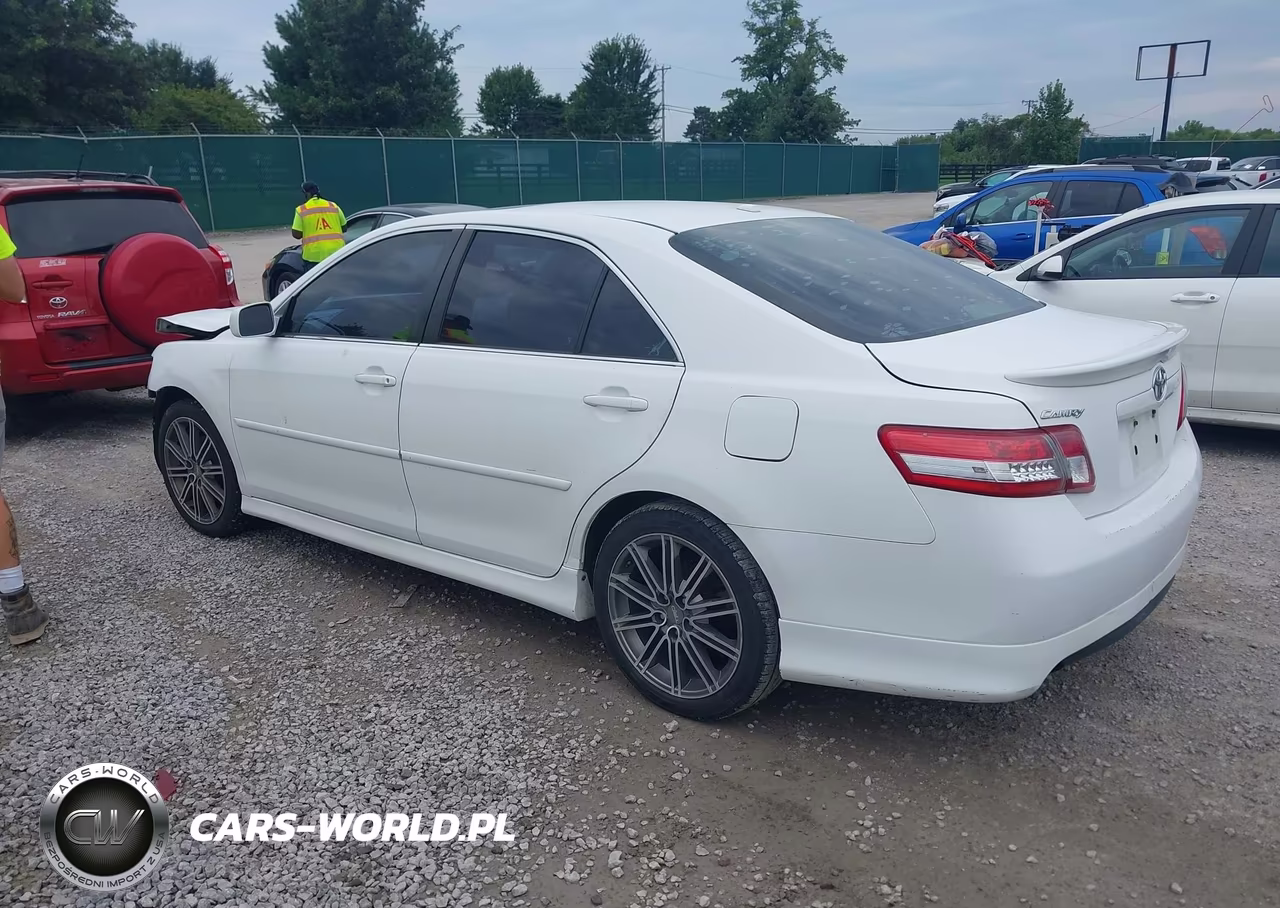 2011 Toyota Camry Se VIN:4T1BF3EK4BU717768 - 3
