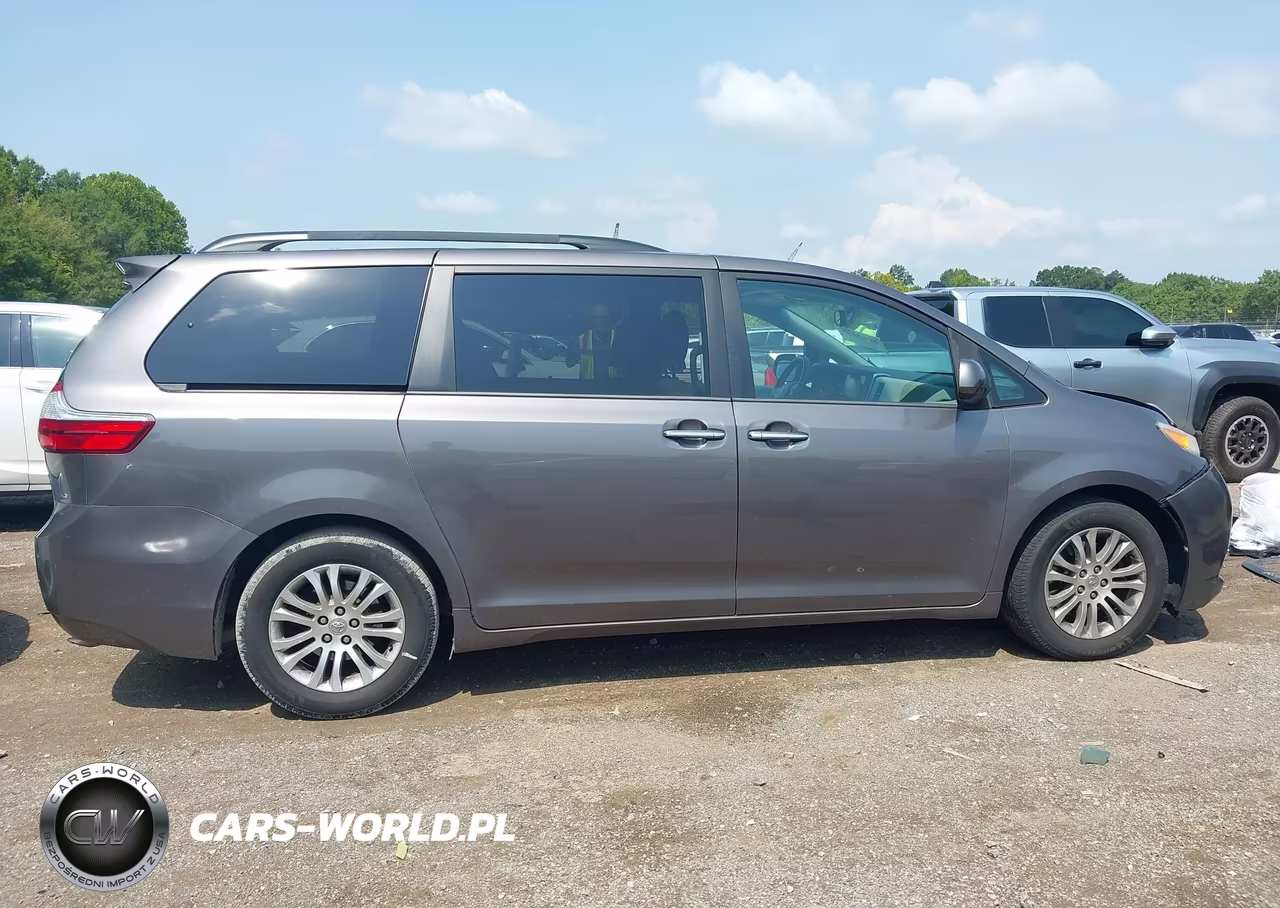 2015 Toyota Sienna Xle 8 Passenger VIN:5TDYK3DC1FS689622 - 13