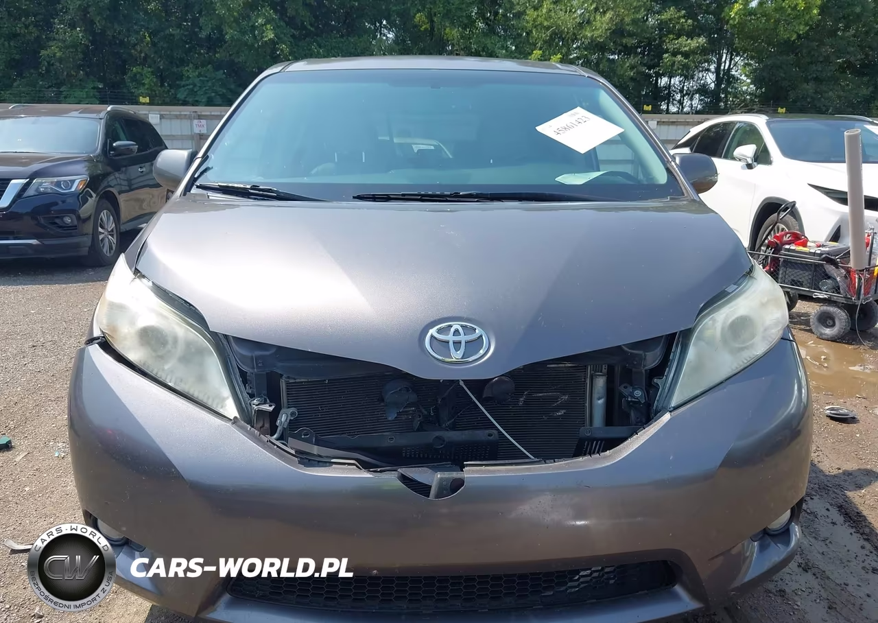 2015 Toyota Sienna Xle 8 Passenger VIN:5TDYK3DC1FS689622 - 6