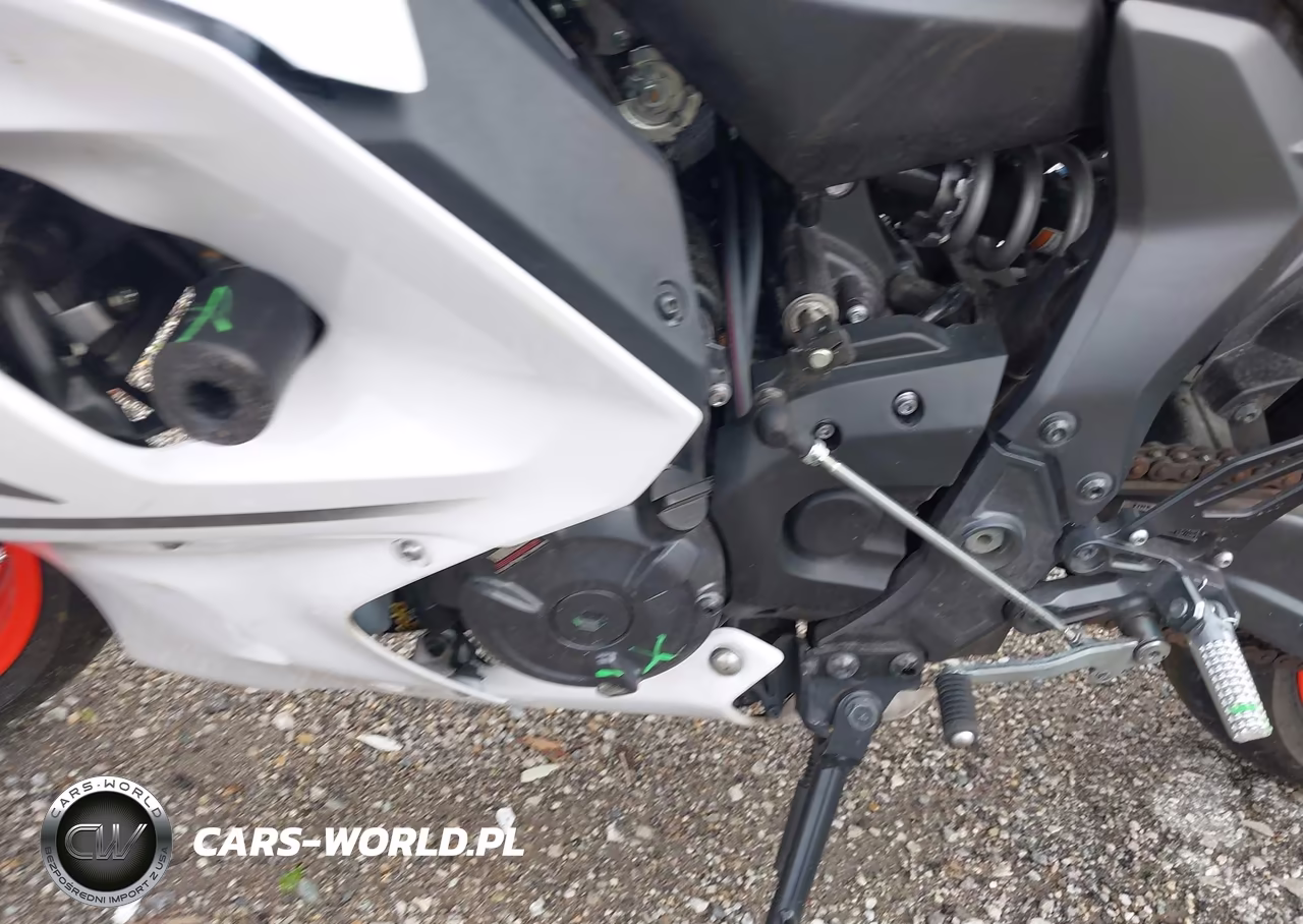 2023 Yamaha Yzfr7 VIN:JYARM38E7PA004933 - 9