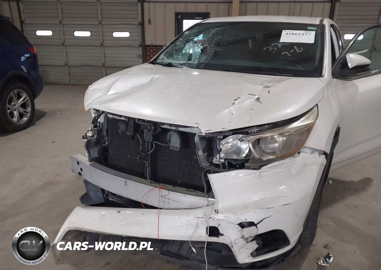 2016 Toyota Highlander Le V6 VIN:5TDBKRFH5GS326338 - 13