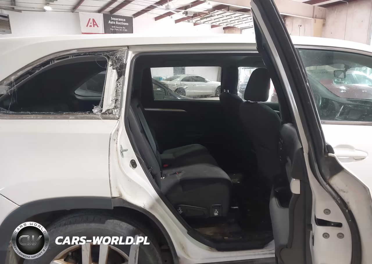 2016 Toyota Highlander Le V6 VIN:5TDBKRFH5GS326338 - 8