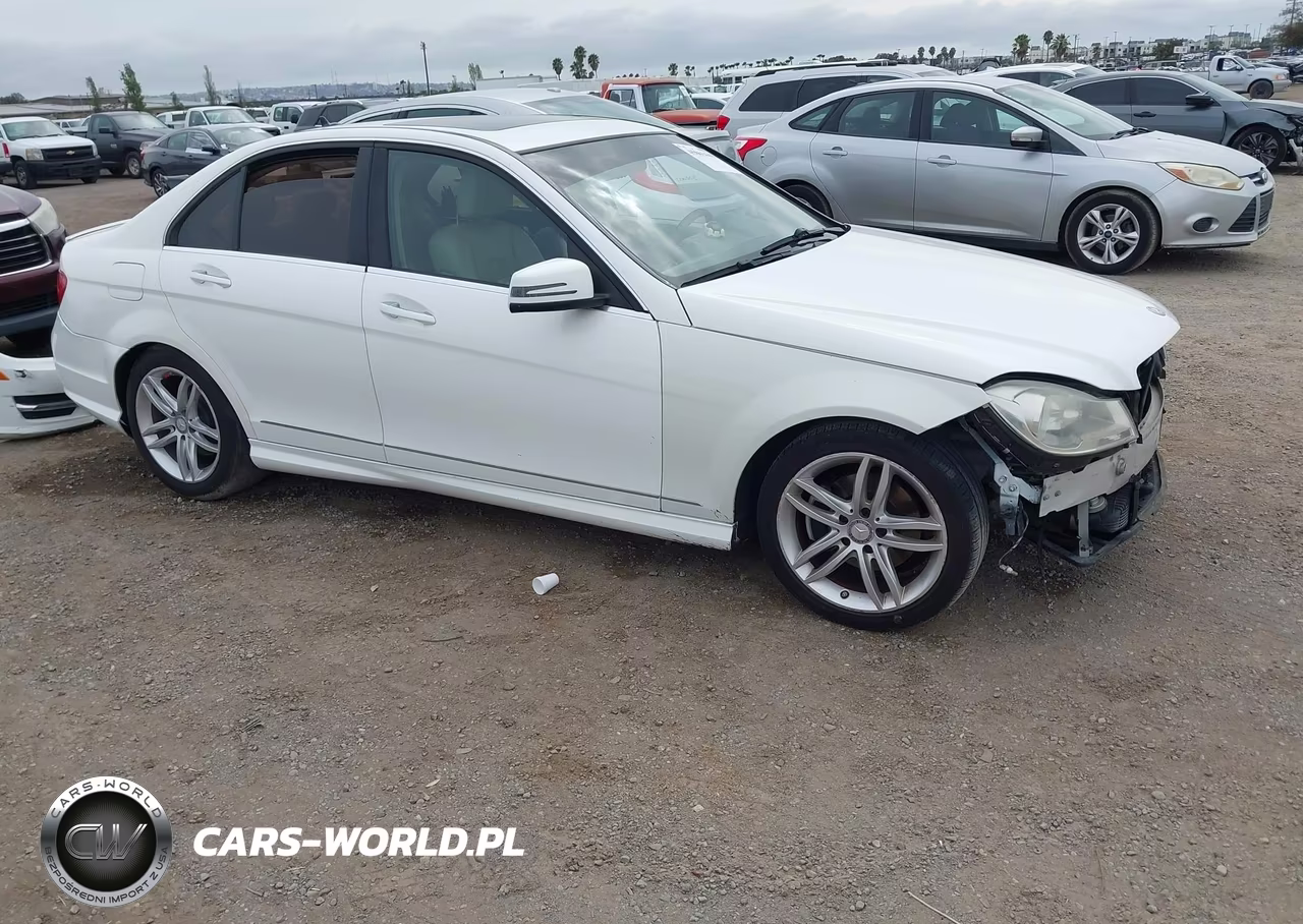 2014 Mercedes-Benz C 250 Sport – zdjęcie 1 z 12