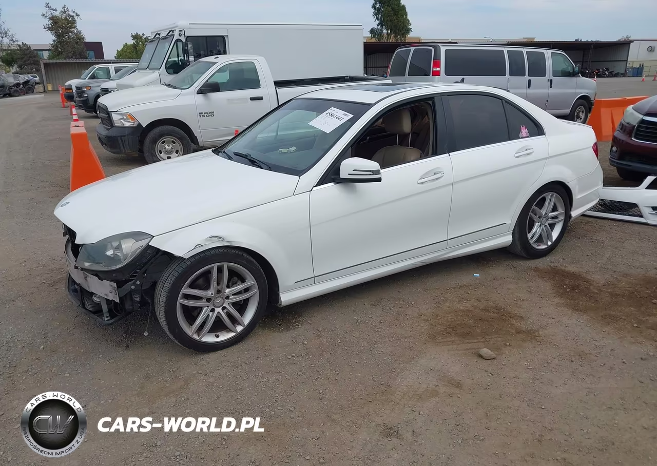 2014 Mercedes-Benz C 250 Sport VIN:WDDGF4HB7EA914229 - 2