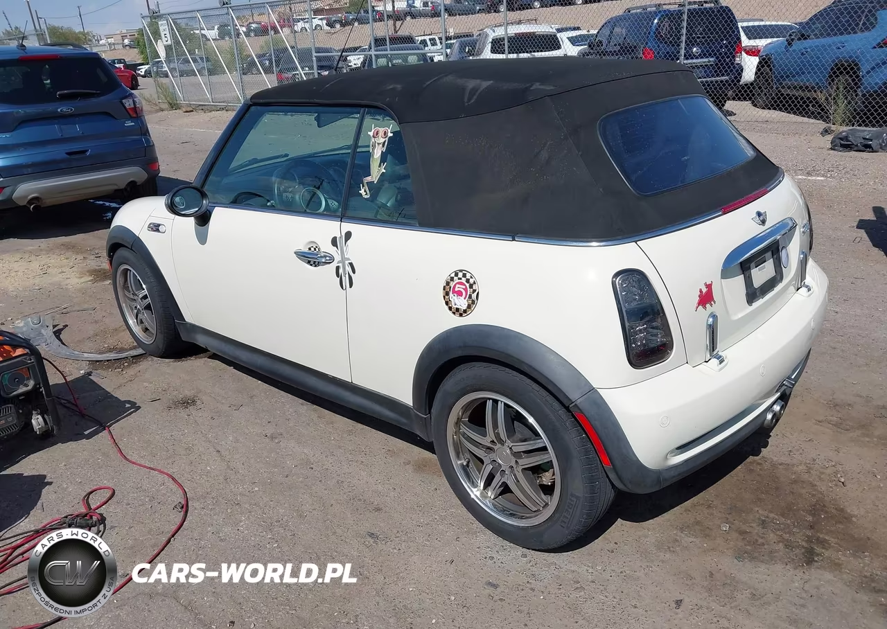 2006 Mini Cooper S VIN:WMWRH33566TK59041 - 3