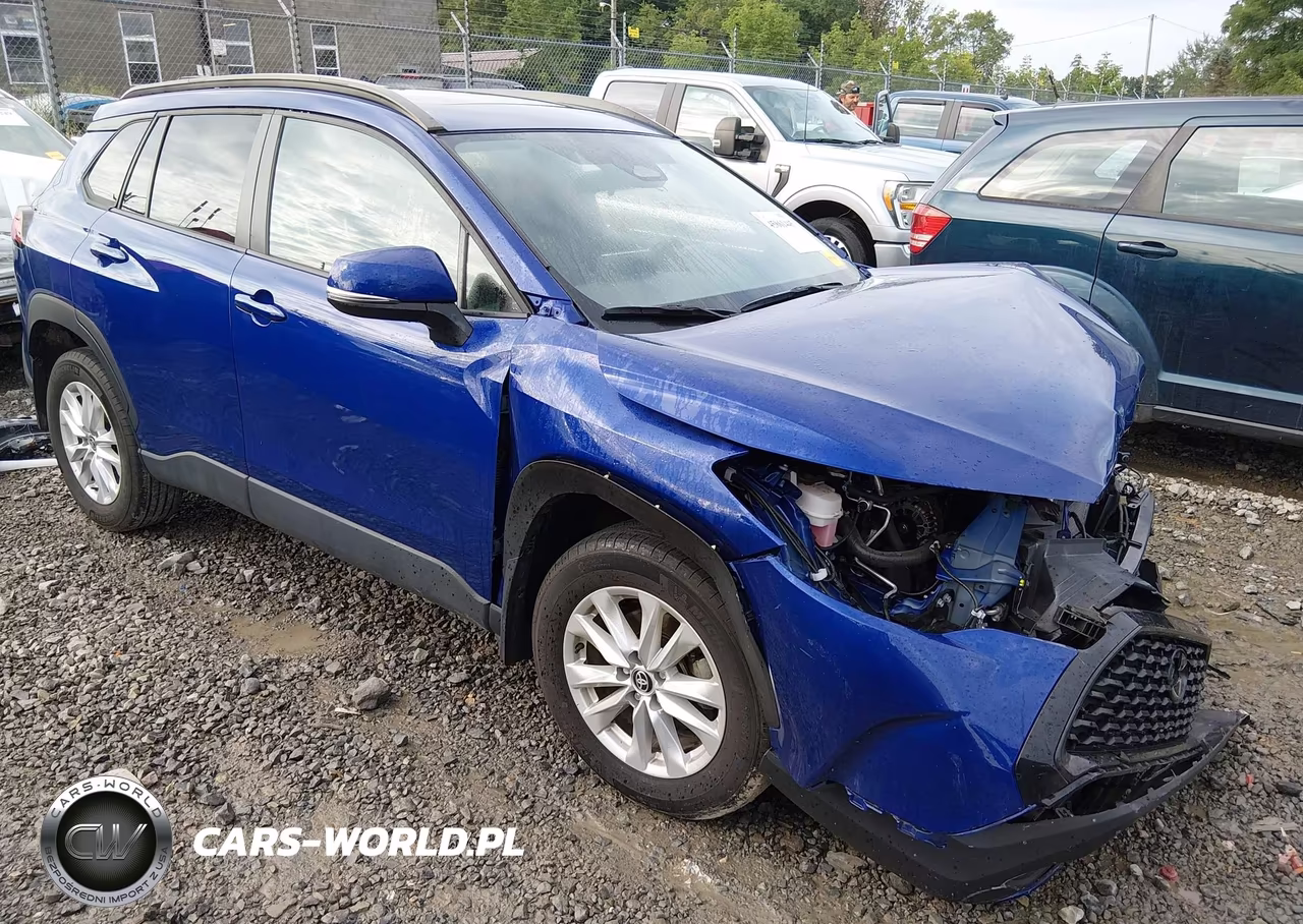 2024 Toyota Corolla Cross Le VIN:7MUBAABG5RV107776 - 1
