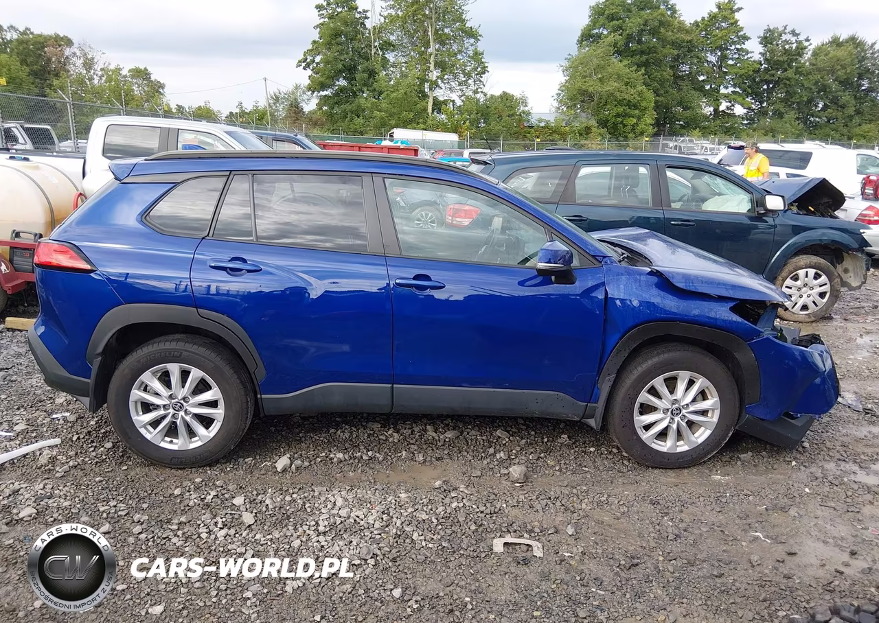 2024 Toyota Corolla Cross Le VIN:7MUBAABG5RV107776 - 14