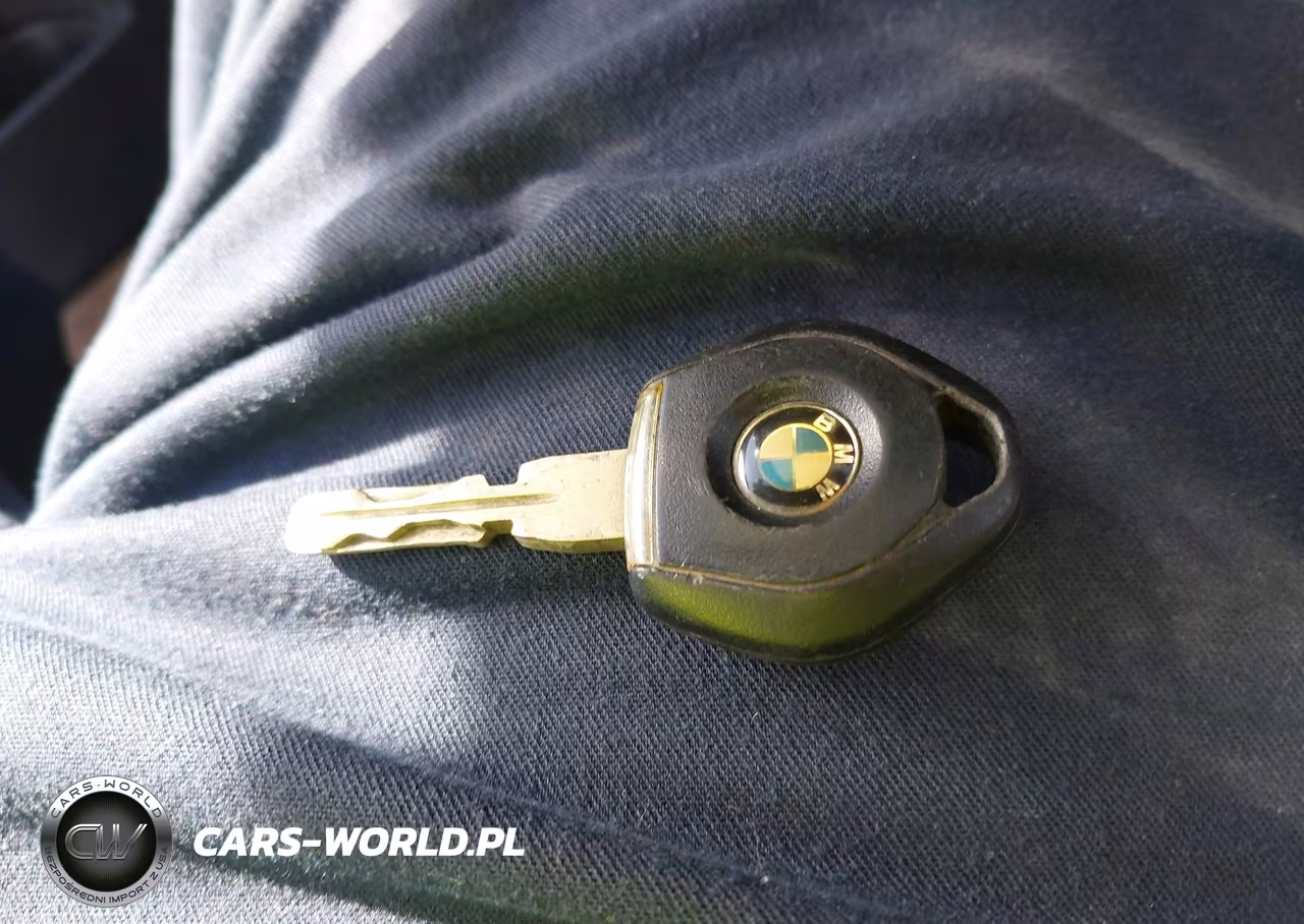 1997 BMW M3 VIN:WBSCD0321VEE12111 - 11