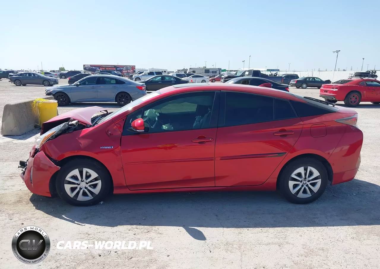 2017 Toyota Prius Four VIN:JTDKARFUXH3536856 - 14