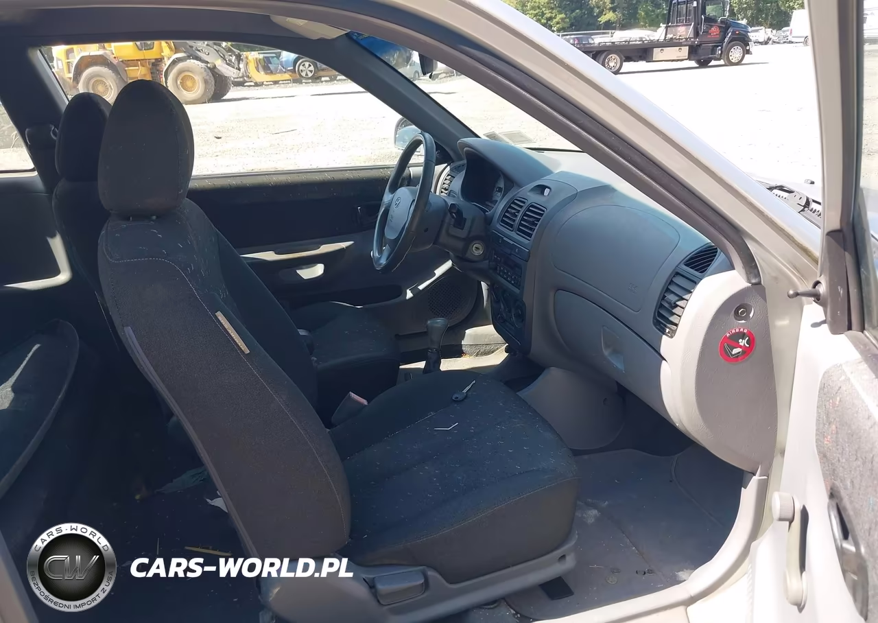 2005 Hyundai Accent Gls-Gt VIN:KMHCG35C85U340103 - 5