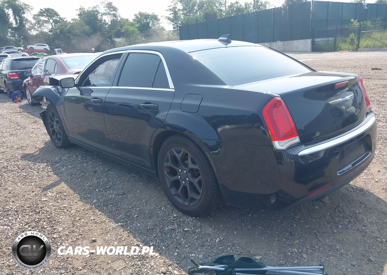 2017 Chrysler 300 Limited VIN:2C3CCAAG6HH593736 - 3